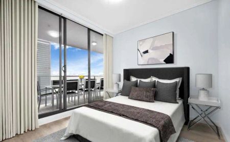 “Spacious apartment with balcony” - Photo 5