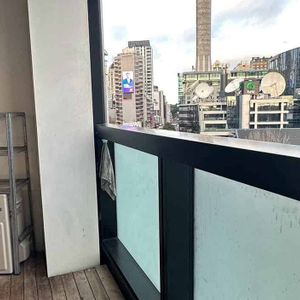 2 bedroom apartment under Skytower - Photo 2