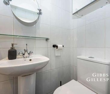 Staines Road, Hounslow, TW4 - Photo 1