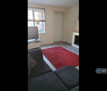 3 bedroom semi-detached house to rent - Photo 2