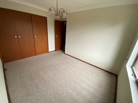 2 BEDROOM UNIT IN NAROOMA - Photo 3
