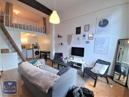 Location Appartement 1 pièce 26m² LILLE 59000 - Photo 2