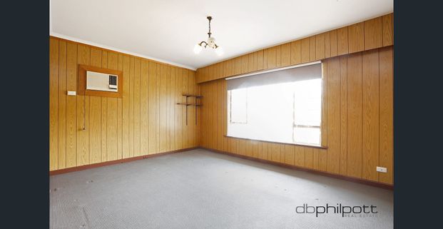 NEAT AND TIDY FOUR BEDROOM HOME IN POORAKA - Photo 1