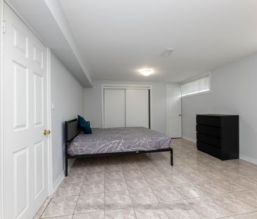 For Lease - 7178 Harwick Drive Unit# Basement, Mississauga, Ontario - Photo 2