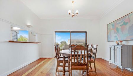 Charming 2-Bedroom Home in Prime Mornington Location - Options available Furnished or Unfurnished - Photo 4