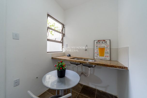 Apartamento com 1 quarto e 47m² para alugar em Santa Cecília, Porto Alegre. - Foto 1