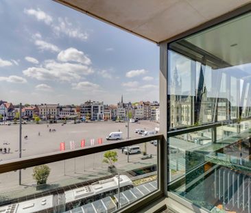 Prachtig appartement met zicht op de Grote Markt van Sint-Niklaas - Photo 1