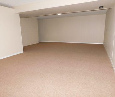 FOR RENT – 26 Convoy Avenue, Halifax, Nova Scotia - Photo 4