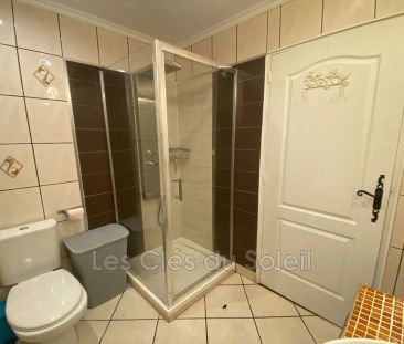 Location appartement studio 30 m² Cuers - Photo 4