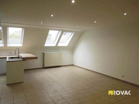 Vernieuwd appartement met 2 slaapkamers! - Photo 4