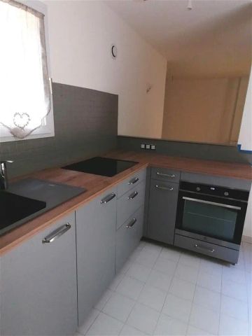 Location appartement 2 pièces - 45m² à Cavaillon (84300) - Photo 4