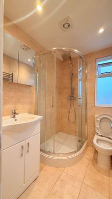 5 bedroom house to rent - Photo 1