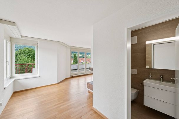 Erstvermietung nach Sanierung - Ein Wohntraum auf zwei Geschossen mit zwei Terrassen - Photo 1