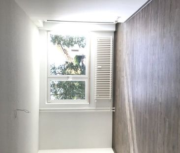 Großzügige und helle 3 Zimmer-Wohnung mit Balkon - Foto 1