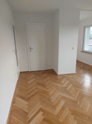 1 Raum Wohnung mit Balkon in Duisburg-Duissern zu vermieten - Photo 3