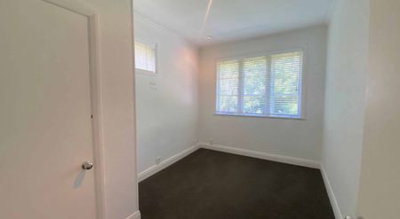 Home In the Heart of Herne Bay! - Photo 2