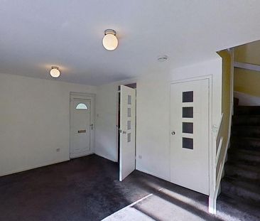 1 bedroom semi-detached house to rent - Photo 4