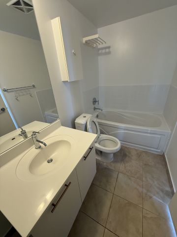 For Lease - 832 Bay Street Unit# 3608, Toronto, Ontario - Photo 3