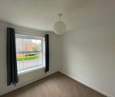 Redwing Close, Stratford-upon-Avon - Photo 2