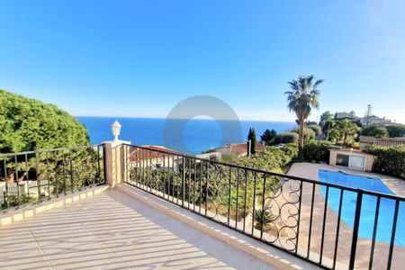 VILLA SUR HAUTEUR DE MENTON GARAVAN - Photo 2