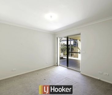 Private courtyard overlooking complex gardens - Photo 4