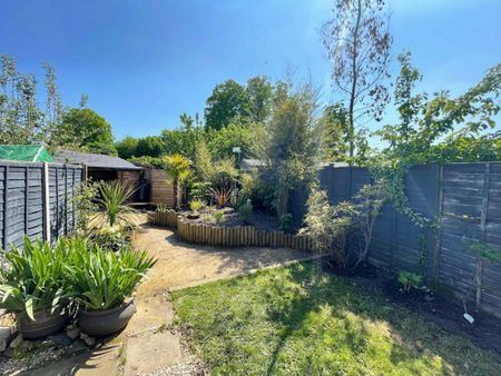 2 bedroom cottage to rent - Photo 2