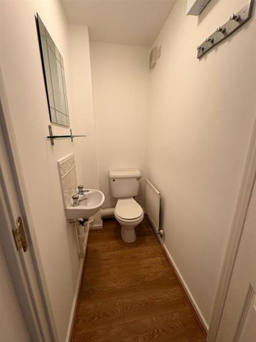 2 bedroom property to rent - Photo 4