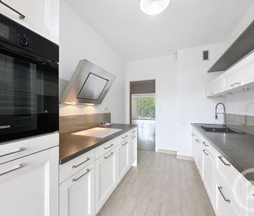 Location Appartement 4 pièces 101m² TROYES 10000 - Photo 4