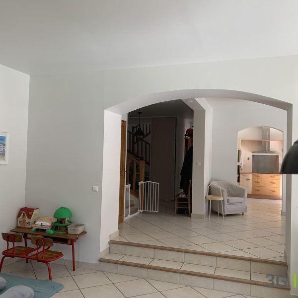 Location / Villa - Photo 1