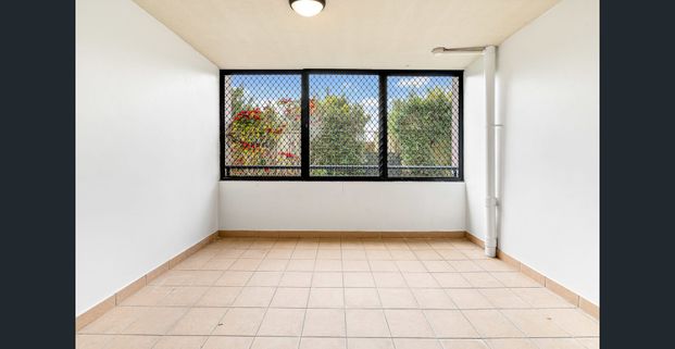 Central and Convenient Modern Living - Photo 1