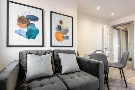 George Street - Photo 3