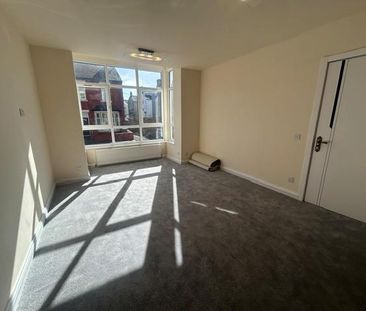 6 bedroom house to rent - Photo 1