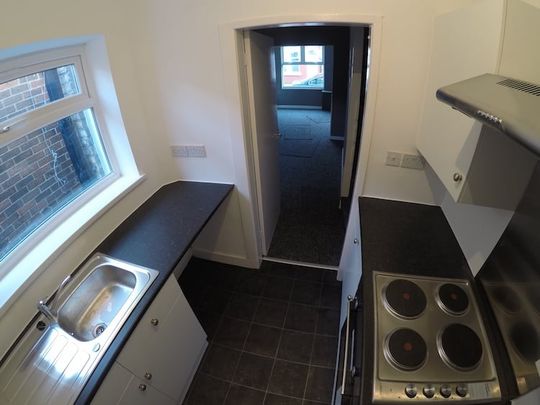 2 Bed Terraced House, Stonehill Street, L4 - Photo 1