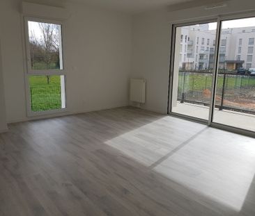 Location Appartement 3 pièces 64m² MONT ST AIGNAN 76130 - Photo 1