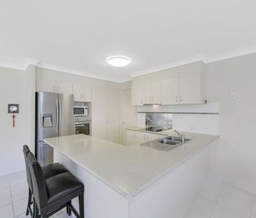 24 Silkwood Way, Molendinar - Photo 6