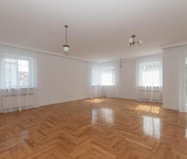 Warszawa, Wilanów, Warszawa, Wilanów - Zdjęcie 5