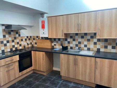 Apartment, Radnor Court, Heath End Road, Nuneaton, CV10 - Photo 3