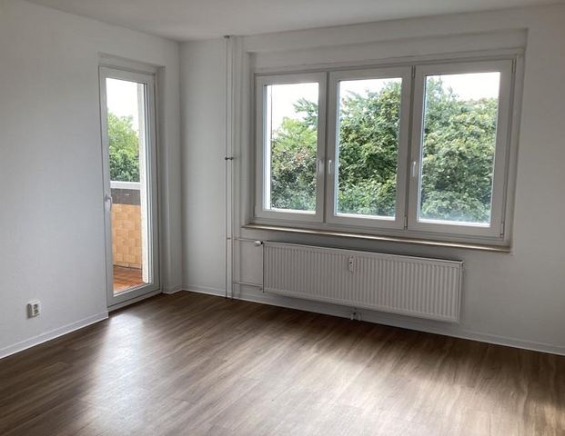 Miet mich - individuelle 2-Zimmer-Wohnung mit Balkon - Photo 1