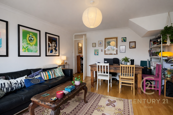 2 bedroom apartment to rent - Photo 1