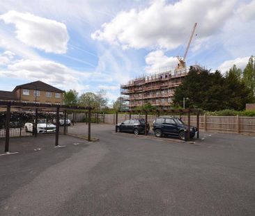 5 bedroom townhouse to rent - Photo 4