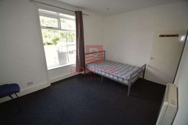 2 bedroom house to rent - Photo 1