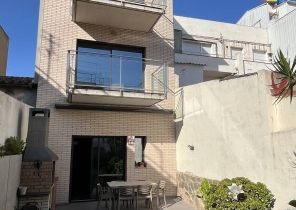 Chalet/casa adosado en venta, alquiler en Progrés