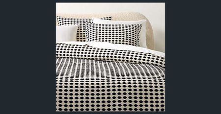 Renovated - Ground level 2 Bedroom Apartment with Off street parking space - Photo 3