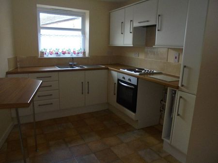 1 bed Terraced House, - Photo 5