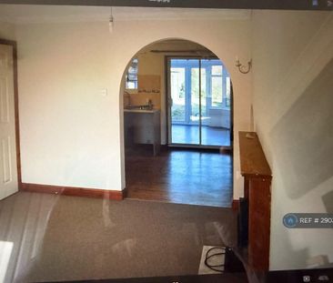 2 bedroom terraced house to rent - Photo 2