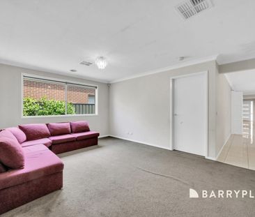 Beautifully Presented Park-Facing Family Home Close to Everything - Photo 6