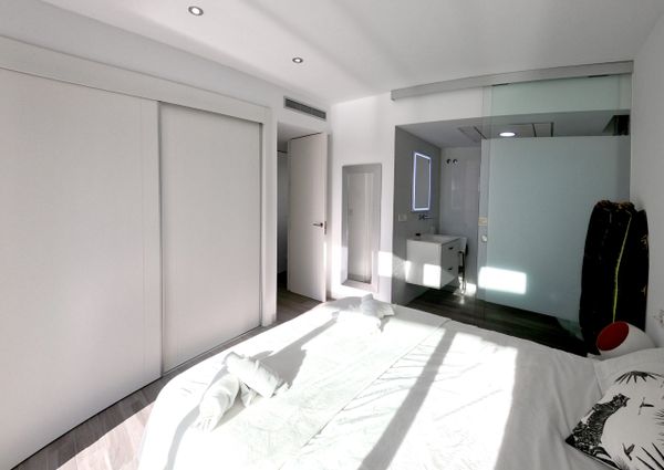 425 Villamartin Paradise