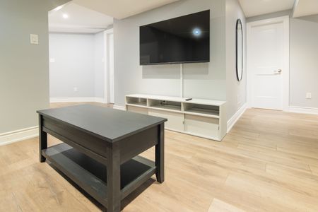 For Lease - 478 Summerpark Crescent, Pickering, Ontario - Photo 2