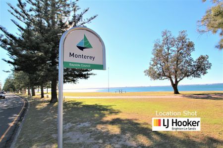 FIRST FLOOR STUDIO APARTMENT - OPPOSITE THE BEACH! - Photo 4