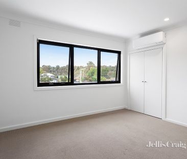 255 Para Rd, Greensborough - Photo 6